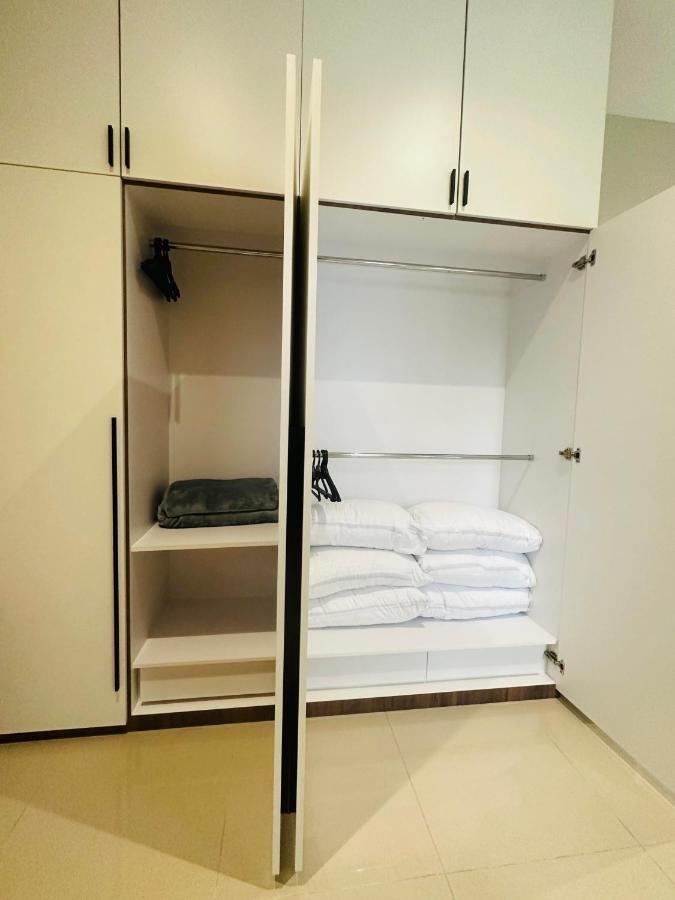 《Untitled Homestay》Sitiawan Luaran gambar